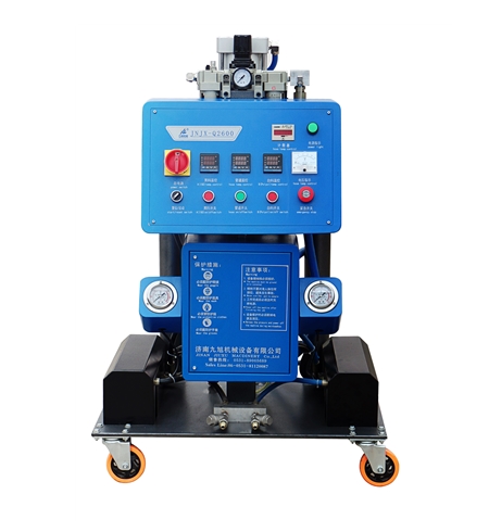 聚氨酯发泡设备型号:JNJX-Q2600型(图1) 聚氨酯发泡设备型号:JNJX-Q2600型(图1)